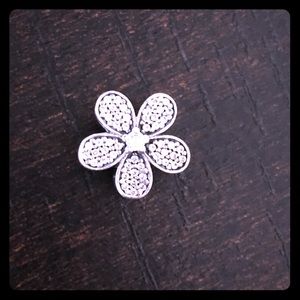 Pandora Dazzling Daisy charm cz